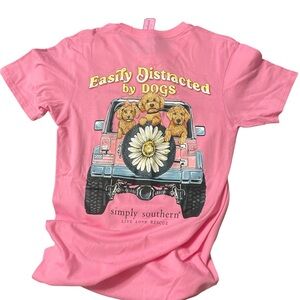 Simply Southern Pink 'Easily Distracted by Dogs' Tee